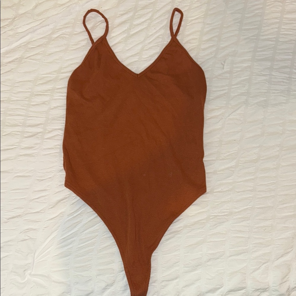 BP Brown/Rust Red V-Neck Spaghetti Strap Bodysuit
